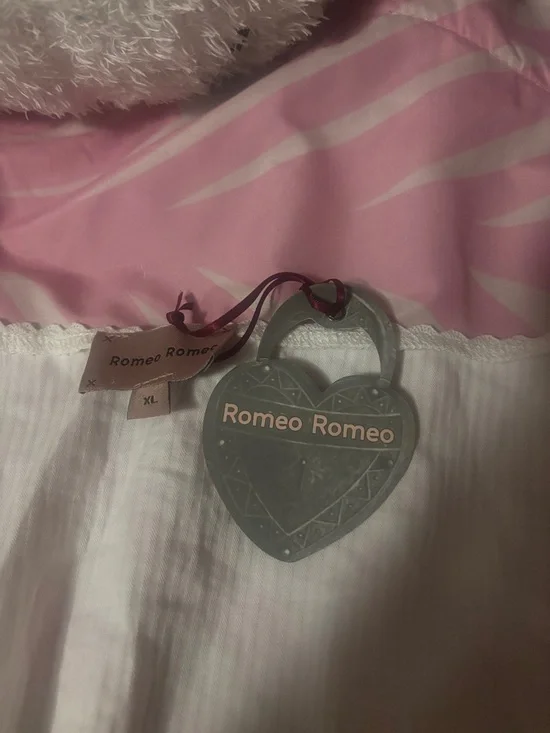 Romeo Romeo white shirt - Picture 2 of 3